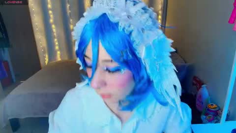 mily_milk_ online show from 07/14/26, 08:52