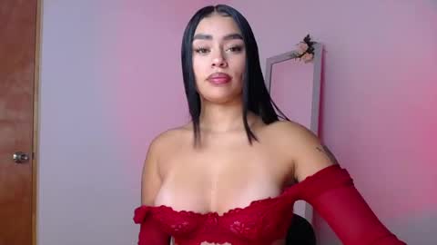 Mily Ortiz online show from 10/24/25, 04:58