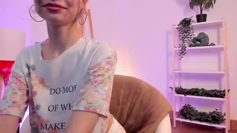 Mimi online show from 05/30/26, 01:52