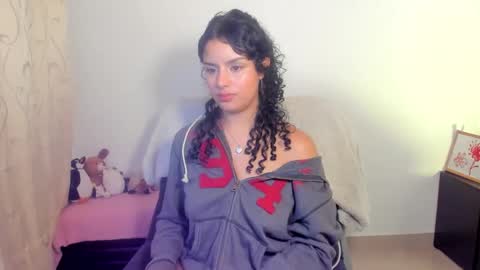 Snapshot of mimi_sa chatting on 05/10/26, 05:45 Mimii online show from 05/10/26, 05:45
