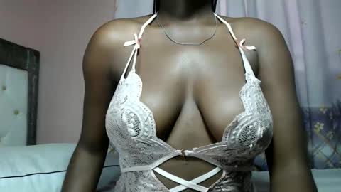 mimiebony online show from 05/10/26, 06:40