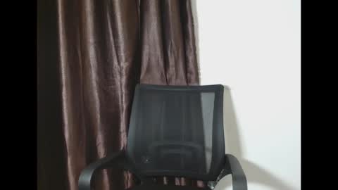 mimi online show from 02/01/26, 10:52