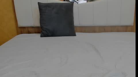 mimixo99 online show from 10/23/25, 07:34