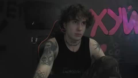 Max online show from 10/19/25, 03:01