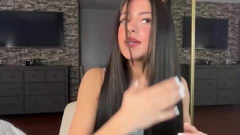 Mina online show from 02/18/26, 02:24