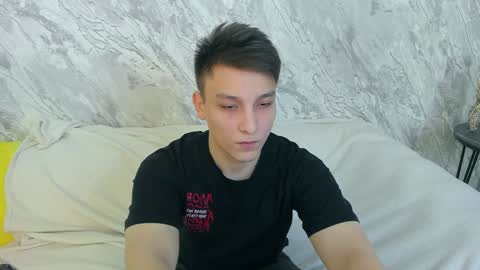 minato_kono online show from 01/23/25, 12:09