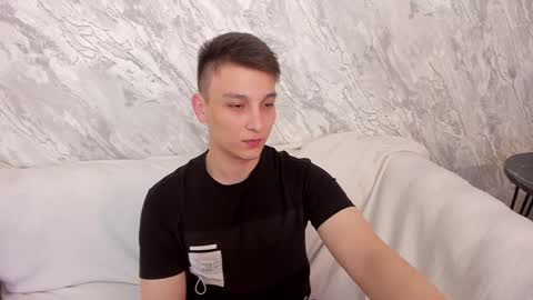 minato_kono online show from 01/30/25, 06:10