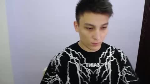 minato_kono online show from 02/19/25, 02:12