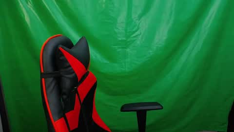 minato_kono online show from 11/21/25, 04:11