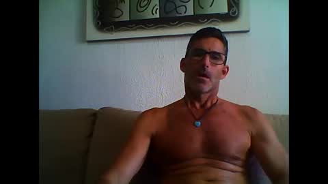 Snapshot of mindthestep chatting on 10/25/25, 10:12 MIND online show from 10/25/25, 10:12