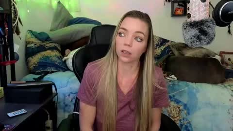 Mindy Mars online show from 02/19/25, 03:49