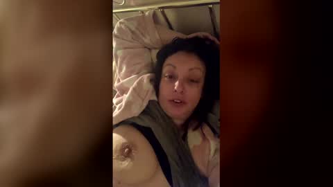 please subscribe to my fansly  please no video or photos must be recorded or re sold online show from 04/07/26, 06:47