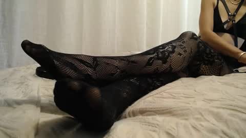 Snapshot of mindyourmanners_ chatting on 10/10/25, 02:32 mindyourmanners_ online show from 10/10/25, 02:32