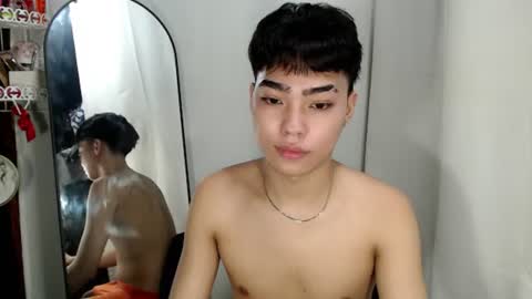mingkla_man online show from 07/19/26, 12:09