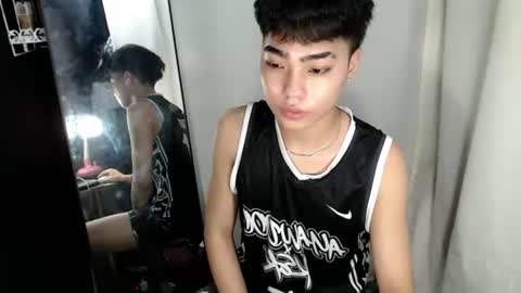 mingkla_man online show from 07/25/26, 05:32