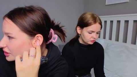 KarinaLeila online show from 10/10/25, 06:01