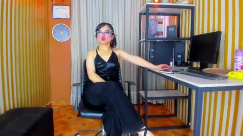 Mini Rouse online show from 06/02/26, 05:04