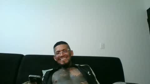 Snapshot of miniimgra chatting on 10/26/25, 01:55 miniimgra online show from 10/26/25, 01:55