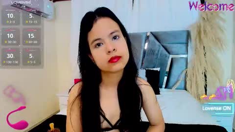 minilove_01 online show from 02/23/26, 12:02