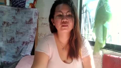 Snapshot of minimahal chatting on 06/16/26, 07:11 minimahal online show from 06/16/26, 07:11