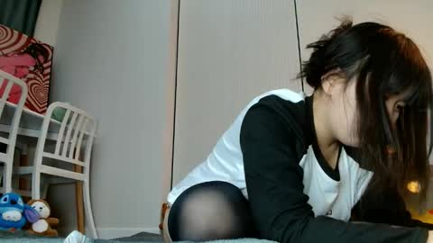 Snapshot of minji_snow chatting on 06/01/26, 01:02 Minji online show from 06/01/26, 01:02