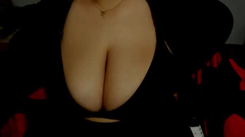 minka0 online show from 12/02/24, 09:17