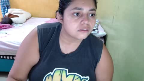 Snapshot of minnie_bbw69 chatting on 06/05/26, 11:27 Andrea online show from 06/05/26, 11:27