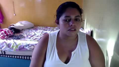 Snapshot of minnie_bbw69 chatting on 07/01/26, 12:07 Andrea online show from 07/01/26, 12:07