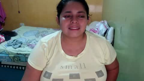 Snapshot of minnie_bbw69 chatting on 07/06/26, 01:24 Andrea online show from 07/06/26, 01:24