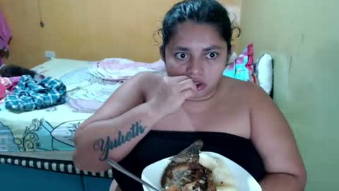 Snapshot of minnie_bbw69 chatting on 07/12/26, 01:51 Andrea online show from 07/12/26, 01:51
