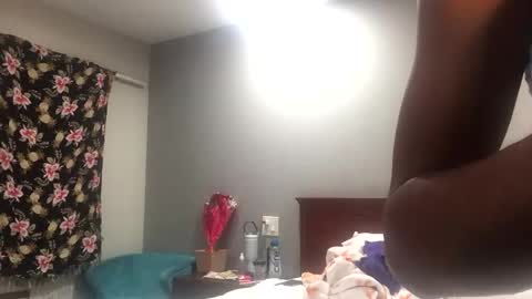 minniehunney online show from 11/18/25, 01:15