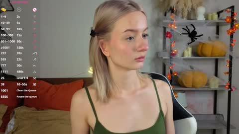 Mary  is here 3 My favorite patterns 77143222321Try my private online show from 11/06/25, 11:15