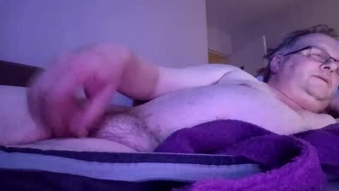 Snapshot of minos60200 chatting on 02/19/25, 08:20 Stephano online show from 02/19/25, 08:20