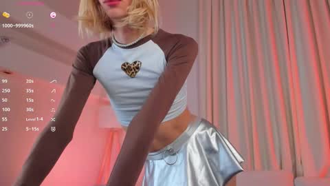 Lianna online show from 11/06/25, 07:53