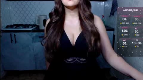 Snapshot of minty_dazee chatting on 07/19/26, 09:29 Dasha online show from 07/19/26, 09:29