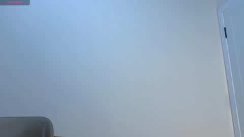 Snapshot of miolia chatting on 02/10/25, 06:24 lia online show from 02/10/25, 06:24