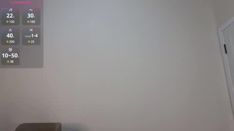 Snapshot of miolia chatting on 02/18/25, 12:28 lia online show from 02/18/25, 12:28