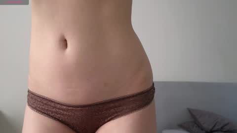 lia online show from 05/04/26, 07:48