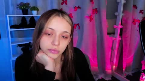 Snapshot of mipsymipson chatting on 03/06/25, 09:58 NEXT STREAM NOVEMBER  27282930 online show from 03/06/25, 09:58