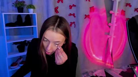 Snapshot of mipsymipson chatting on 03/07/25, 01:07 NEXT STREAM NOVEMBER  27282930 online show from 03/07/25, 01:07