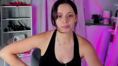 Snapshot of mipsymipson chatting on 06/08/26, 11:21 NEXT STREAM NOVEMBER 27282930 online show from 06/08/26, 11:21