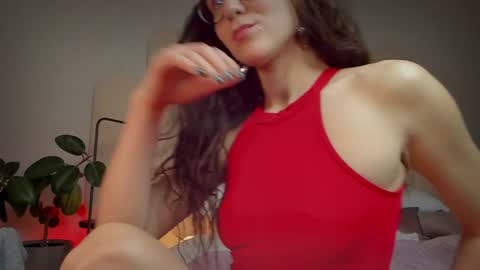 Mira online show from 01/01/25, 05:44