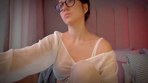 Mira online show from 06/22/26, 09:39