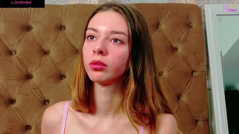 Snapshot of mira_lynxx chatting on 01/07/26, 05:10 mira_lynxx online show from 01/07/26, 05:10