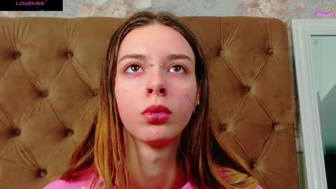 Snapshot of mira_lynxx chatting on 01/08/26, 05:10 mira_lynxx online show from 01/08/26, 05:10