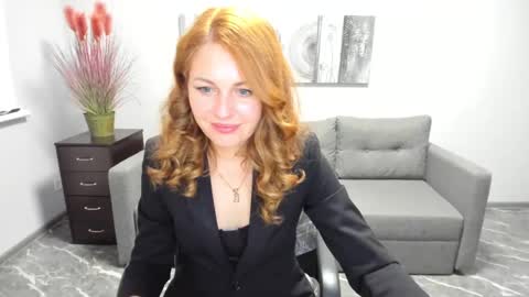 Snapshot of mira_whites chatting on 02/19/25, 10:34 Mira online show from 02/19/25, 10:34