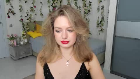 Emma online show from 10/25/25, 10:01