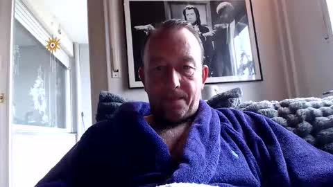 Snapshot of miracolix_030 chatting on 11/30/25, 10:19 Ben online show from 11/30/25, 10:19