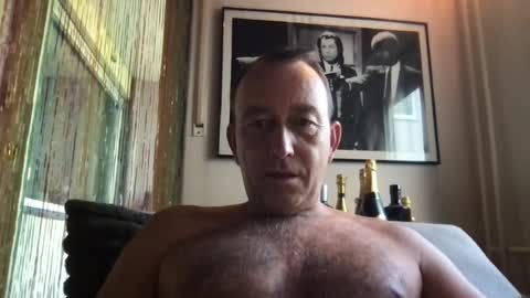 Snapshot of miracolix_030 chatting on 06/17/26, 07:22 Ben online show from 06/17/26, 07:22