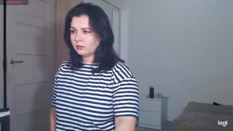 Meera online show from 10/24/25, 12:23